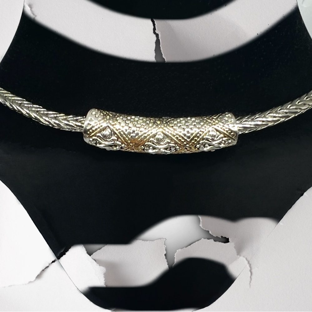 Premier Designs Criss Cross Chain w/a Tourmalinated Quartz Pendant - Picture 6 of 9
